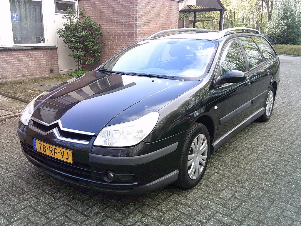 Citroën C5 2.0I 16V Break  2005 Zwart. APK 30 maart 2027 !!!, 1402 kg, 4 cilinders, Zwart, Origineel Nederlands