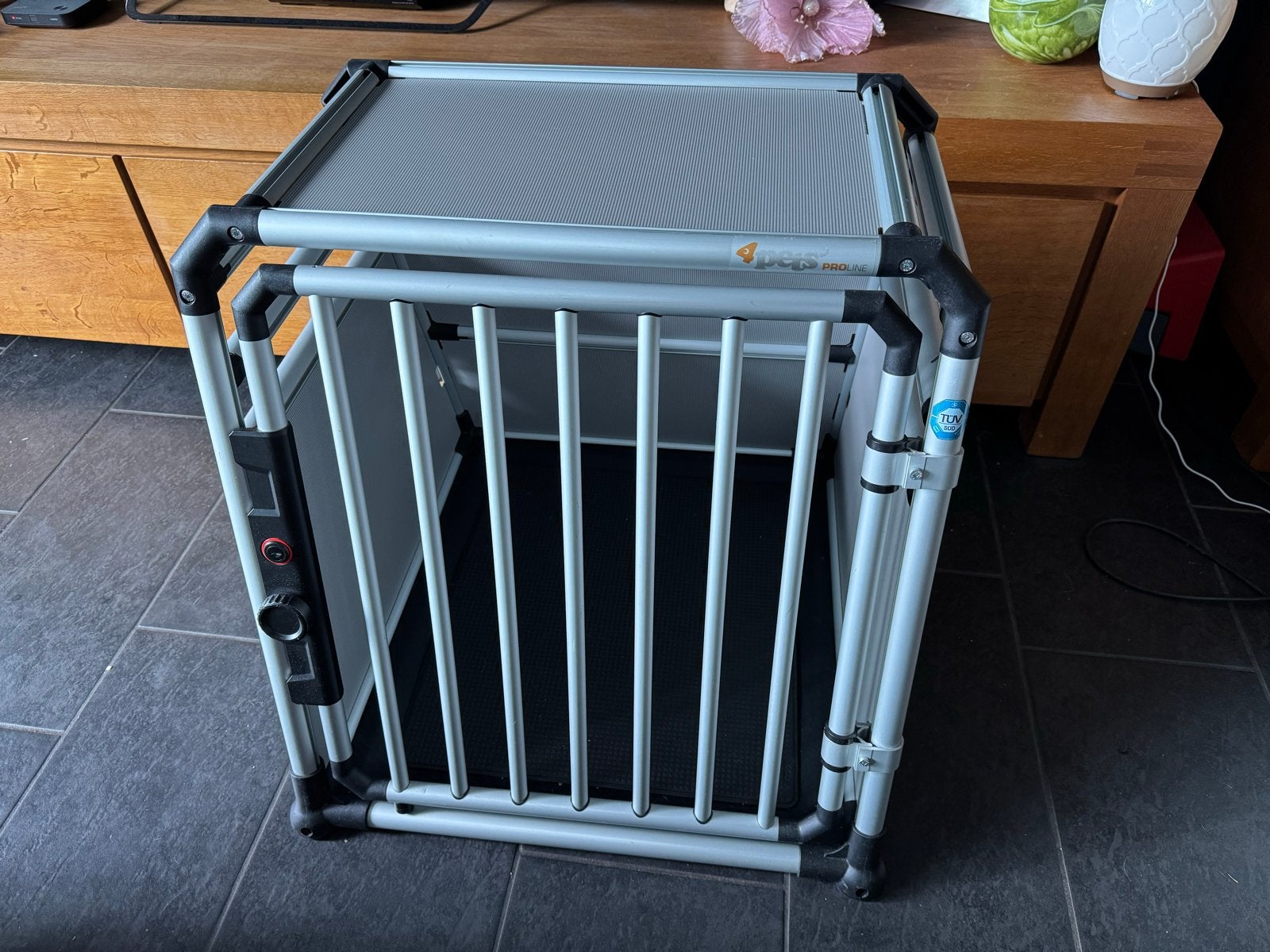 Transportbox 4Pets Proline Eagle hond auto maat S, Dieren en Toebehoren, Ophalen, Zo goed als nieuw