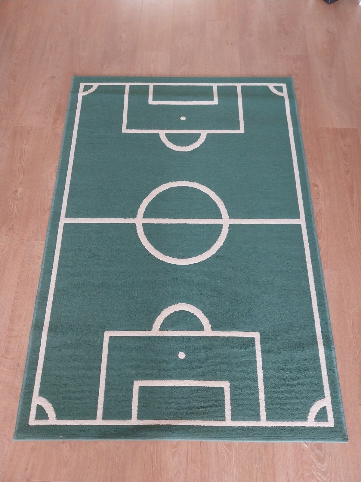 Voetbal vloerkleed voor kinderkamer - 117x170cm, 100 tot 150 cm, Ophalen of Verzenden, Zo goed als nieuw, Rechthoekig