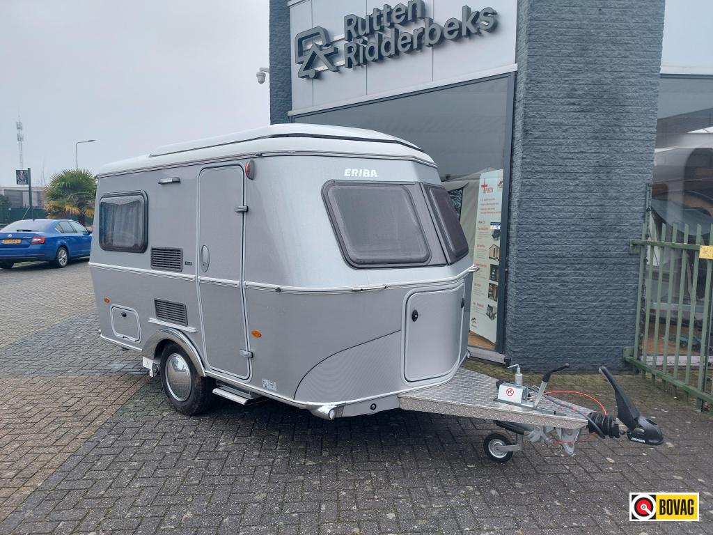 Eriba Touring 320, Caravans en Kamperen, Caravans, Standaardzit, Tot en met 2, Bedrijf, 750 - 1000 kg