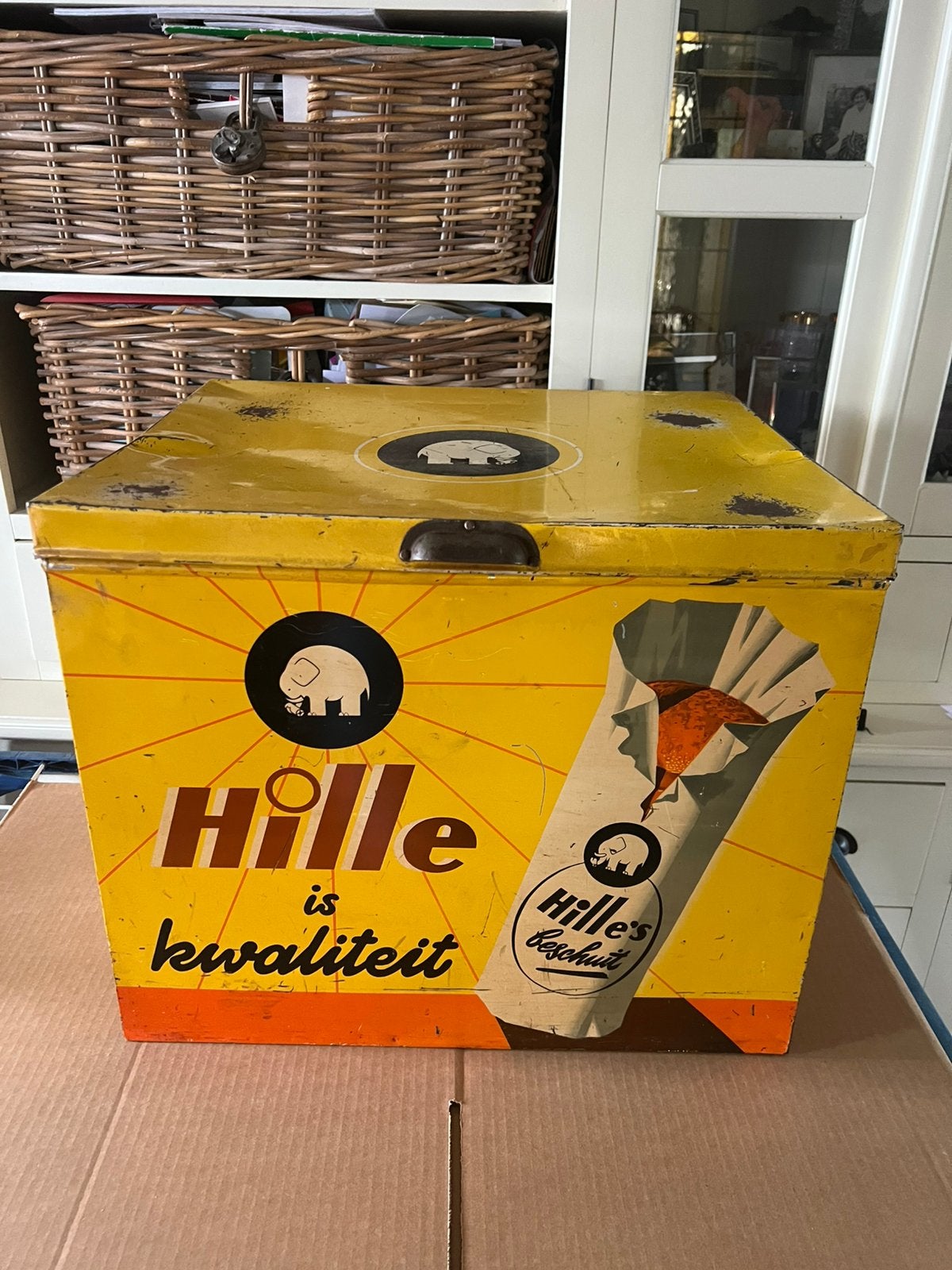 MOOI ANTIEK WINKELBLIK “ HILLE’S BESCHUIT, Verzamelen, Blikken, Ophalen, Gebruikt