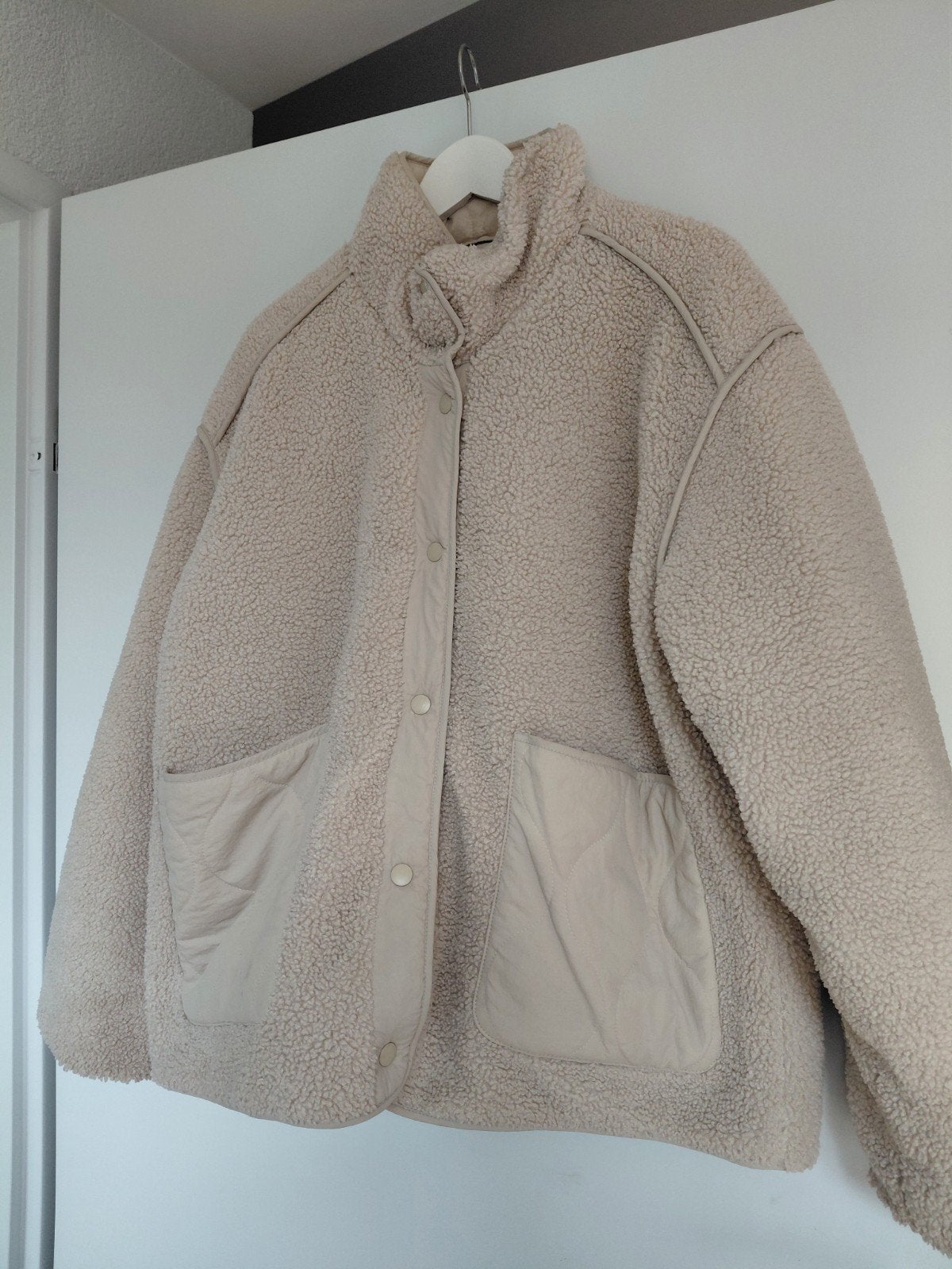 kort jasje, L, beige, omkeerbaar, Kleding | Dames, Beige, Maat 42/44 (L), Ophalen of Verzenden, Zo goed als nieuw