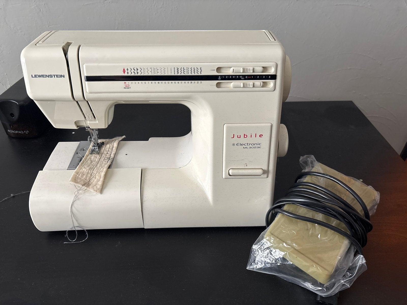 Lewenstein Jubilee Electronic ML 8023C Naaimachine, Ophalen, Gebruikt, Naaimachine, Lewenstein