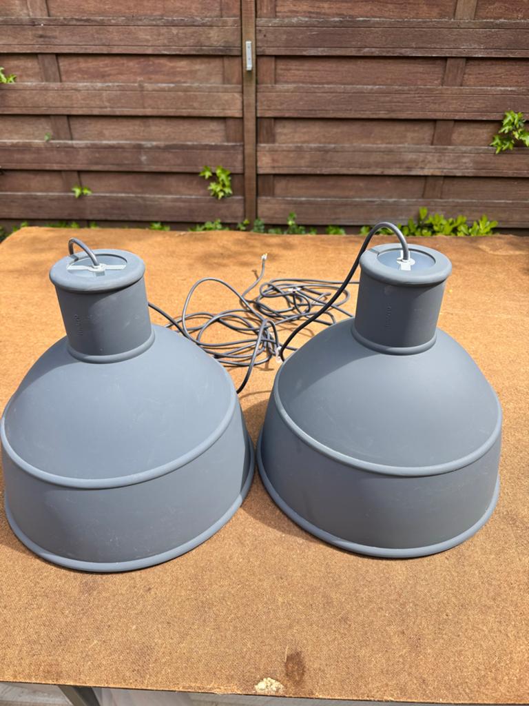 Set van 2 Muuto E27 hanglampen - Grijs, Ophalen of Verzenden, Nieuw, Overige materialen, Minder dan 50 cm