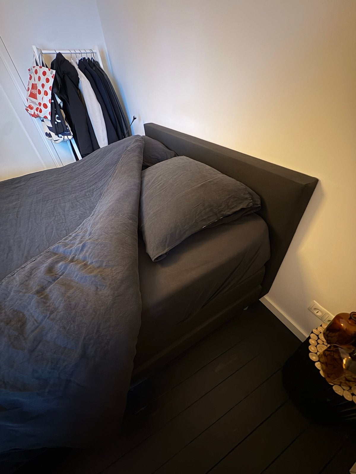 Tweepersoonsbed met hoofdbord - 160x200 cm, Ophalen, Gebruikt, Zwart, Tweepersoons