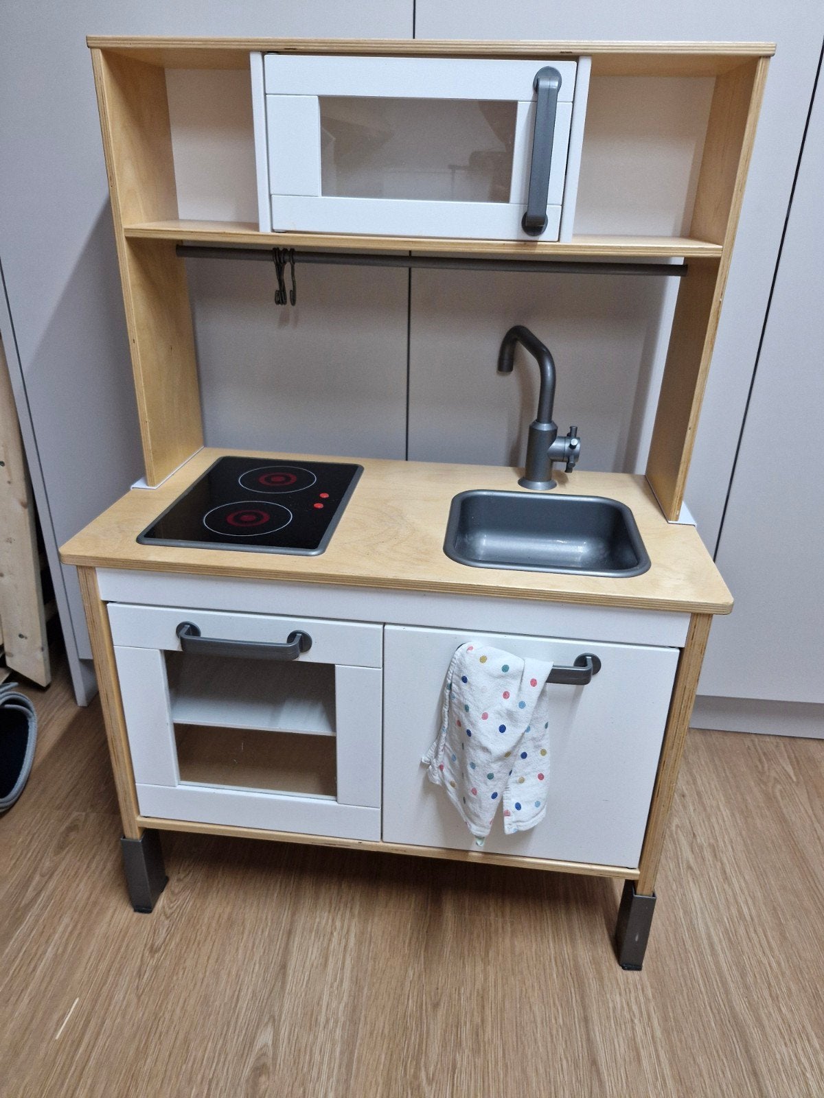 IKEA Duktig speelkeuken met magnetron, Ophalen