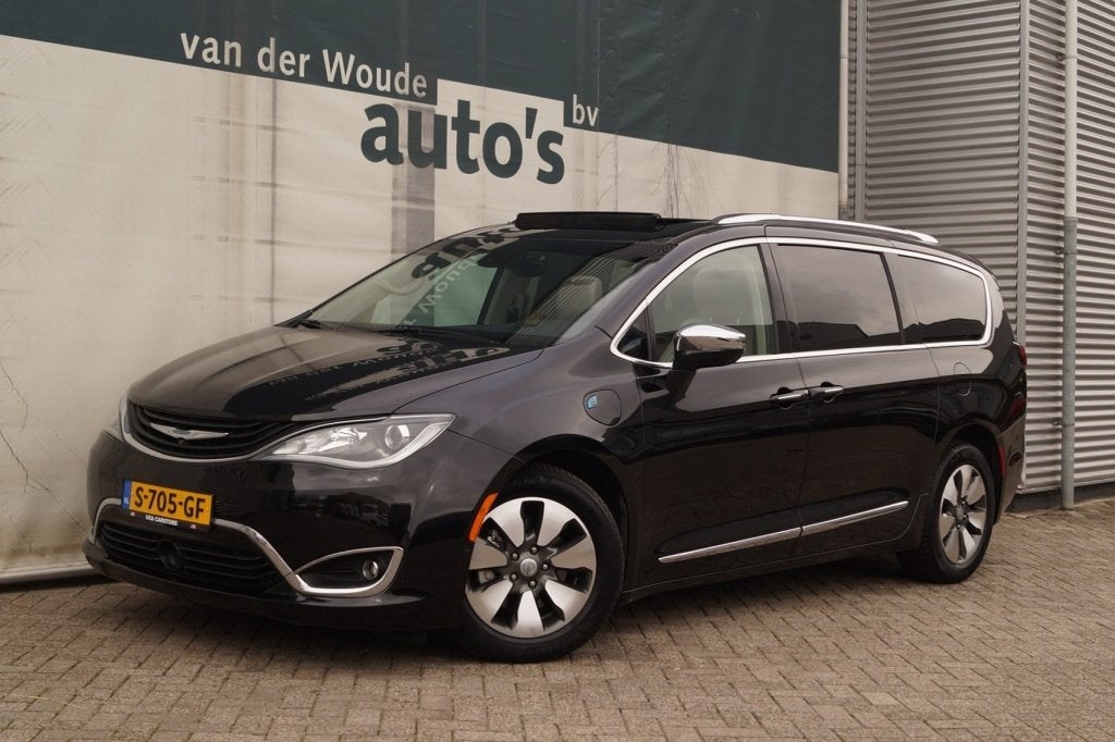 Chrysler Pacifica 3.6 V6 263pk Automaat 7-persoons -Full opt, Auto's, Automaat, Dealer onderhouden, Euro 6, 2217 kg