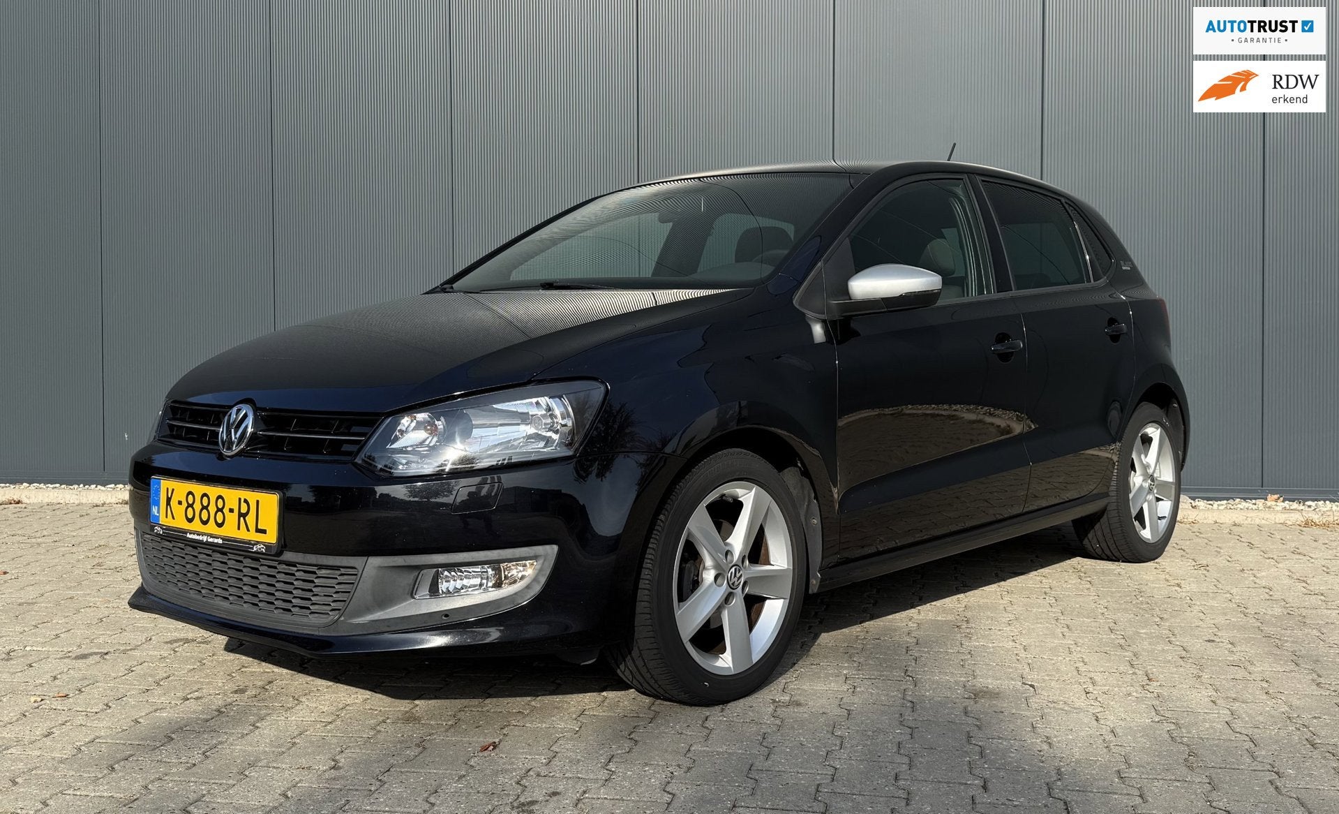 Volkswagen Polo 1.2-12V Trendline Airco Navi Black Edition, Auto's, Voorwielaandrijving, Euro 5, Zwart, Zwart