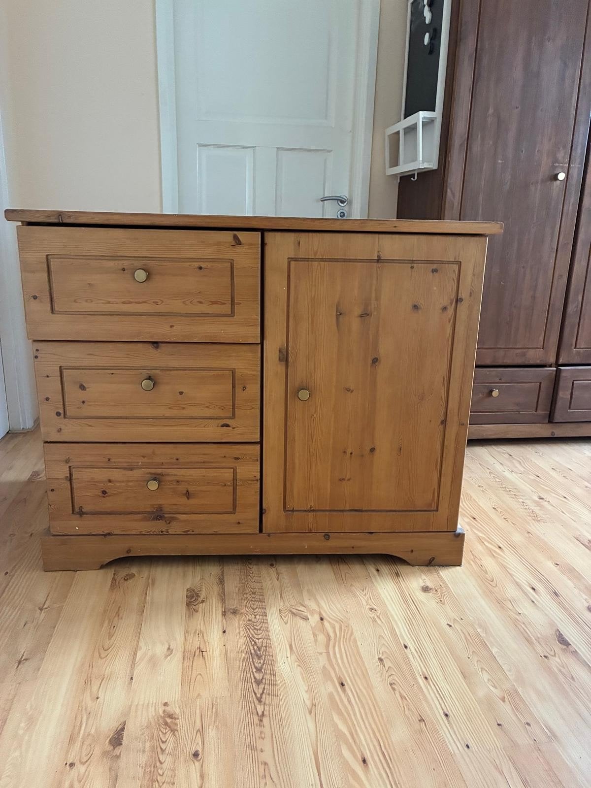Massief grenen commode/dressoir kast - 113x61x91 cm, Ophalen, Gebruikt, Grenenhout, 50 tot 75 cm