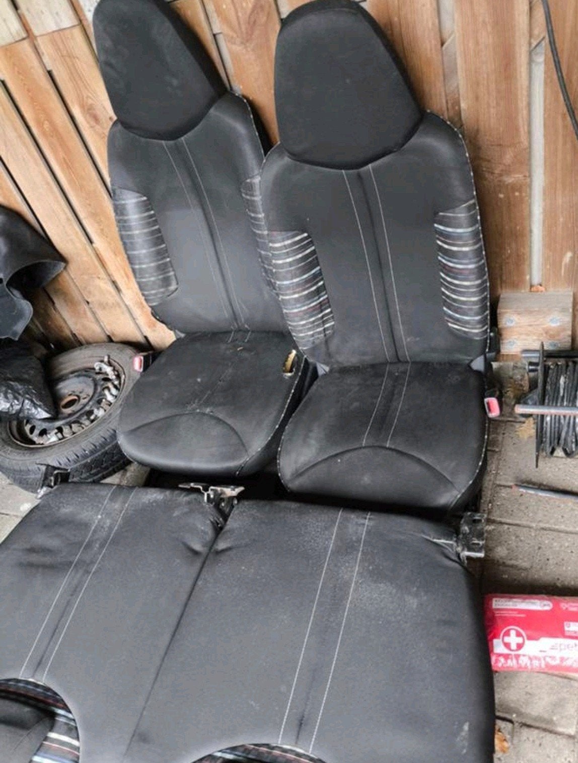 Luxe model Stoelen en bank peugeot 107/citroen C1 2012- 2014, Ophalen, Peugeot