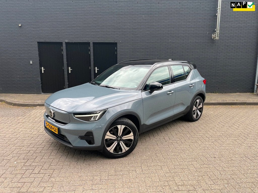 Volvo XC40 Recharge Core 70 kWh Trekhaak, 90 €/maand, SUV of Terreinwagen, 1500 kg, Te koop