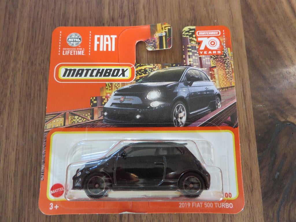 Matchbox Fiat 500, Hobby en Vrije tijd, Modelauto's | Overige schalen, Ophalen of Verzenden, Nieuw, Auto