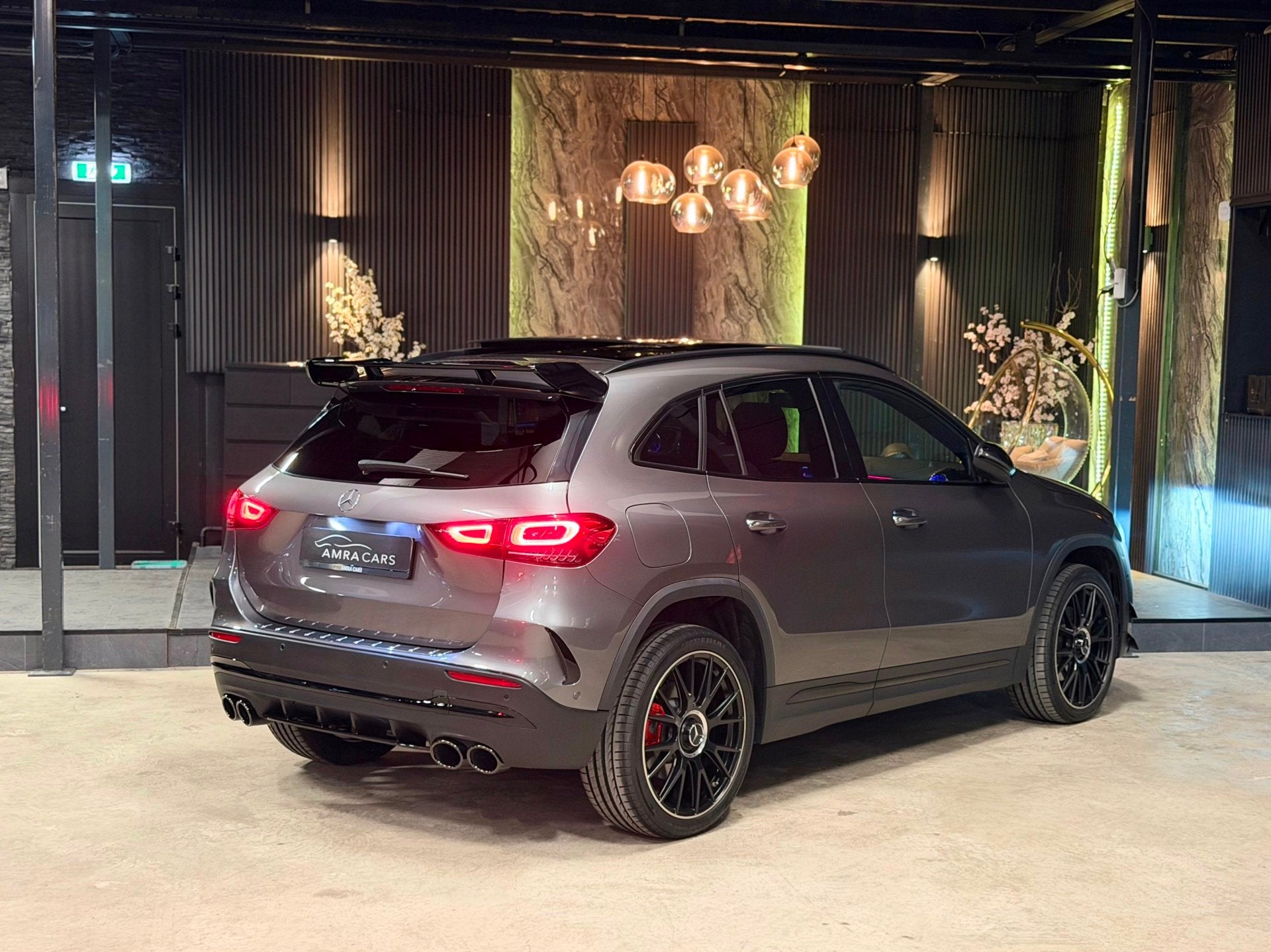 Mercedes-Benz GLA-klasse 250 e AMG|45 PACK|PANO|MEMORY|SFEER, Auto's, Gebruikt, Origineel Nederlands, Bedrijf, 161 pk