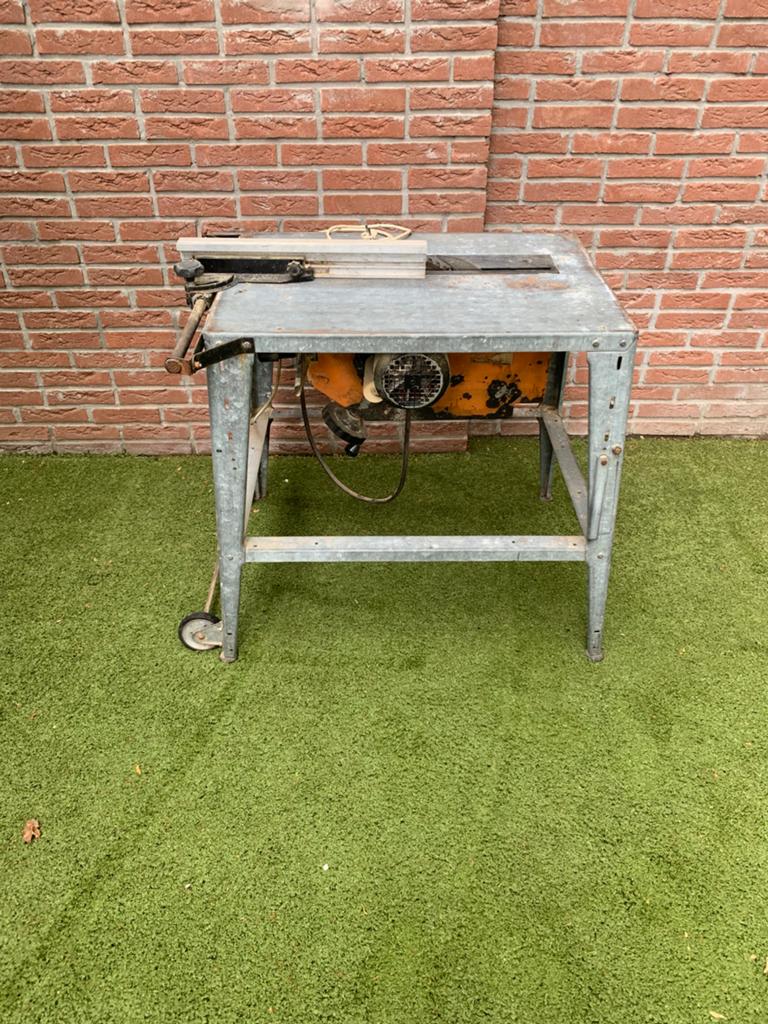 Tafelzaag. Verplaatsbaar., Ophalen, Gebruikt