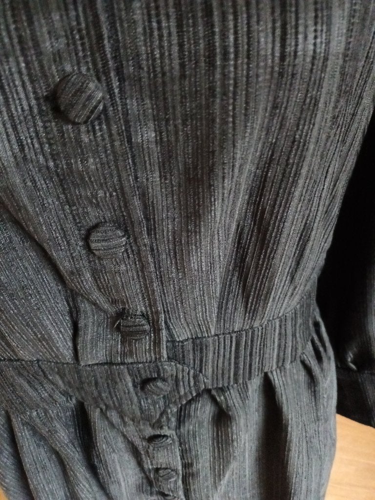 Charles dickens bediende kleding  halloween, Kleding | Dames, Zelfgemaakt, Maat 42/44 (L), Nieuw, Ophalen of Verzenden
