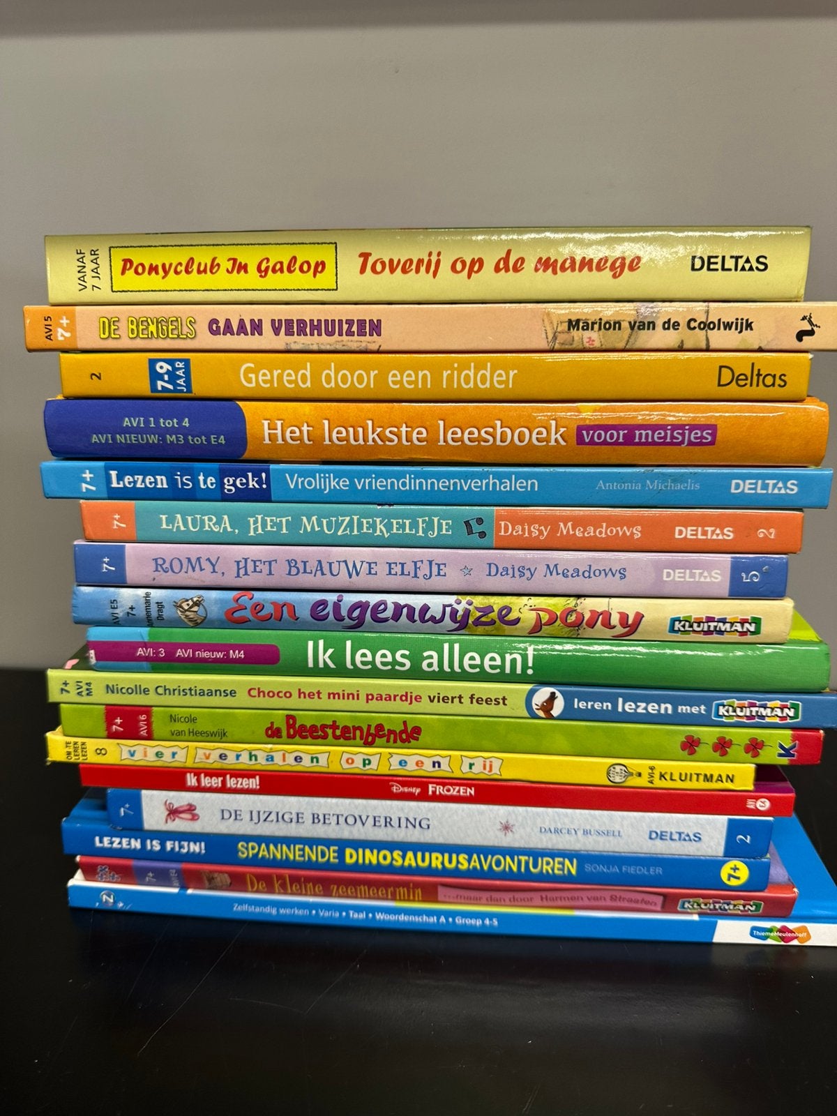 AVI leesniveau 7+ boekjes uitzoeken 1 euro per stuk, Ophalen of Verzenden, Zo goed als nieuw, Fictie algemeen