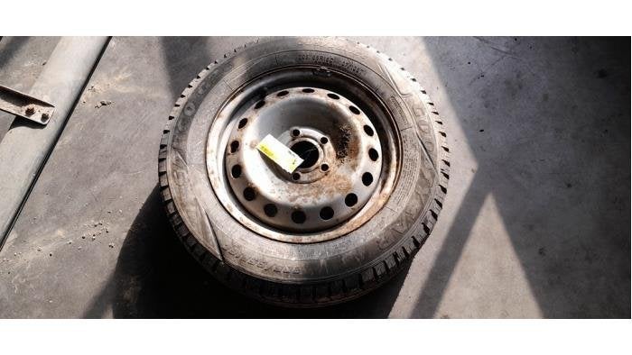 Reservewiel van een Renault Trafic, Gebruikt, Velg(en), -, -