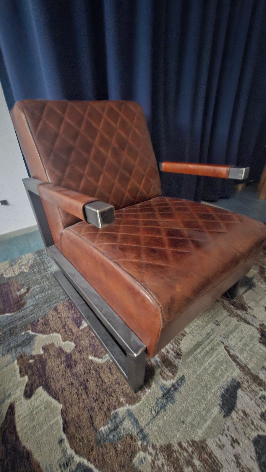 Cognac kleurige fauteuil, Ophalen, Zo goed als nieuw, Bruin, Eén