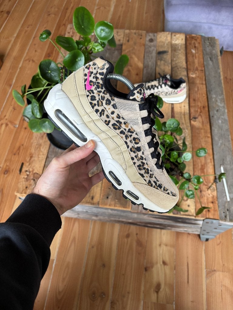 Nike Air Max 95 Leopard Pack EU 43 (Rare Size), Kleding | Heren, Schoenen, Overige kleuren, Nike, Ophalen of Verzenden, Sneakers of Gympen