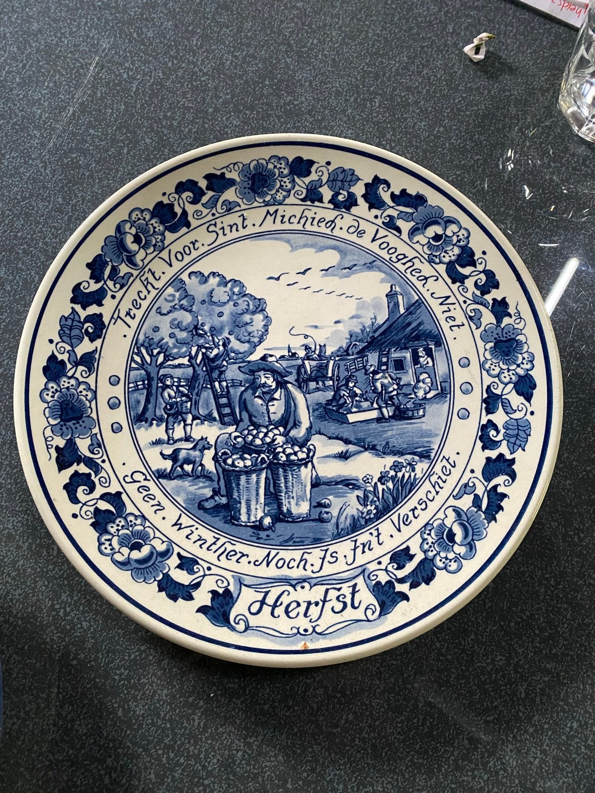 Delfts Blauw sierbord "Herfst" - Royal Goedewaagen, Antiek en Kunst, Ophalen of Verzenden