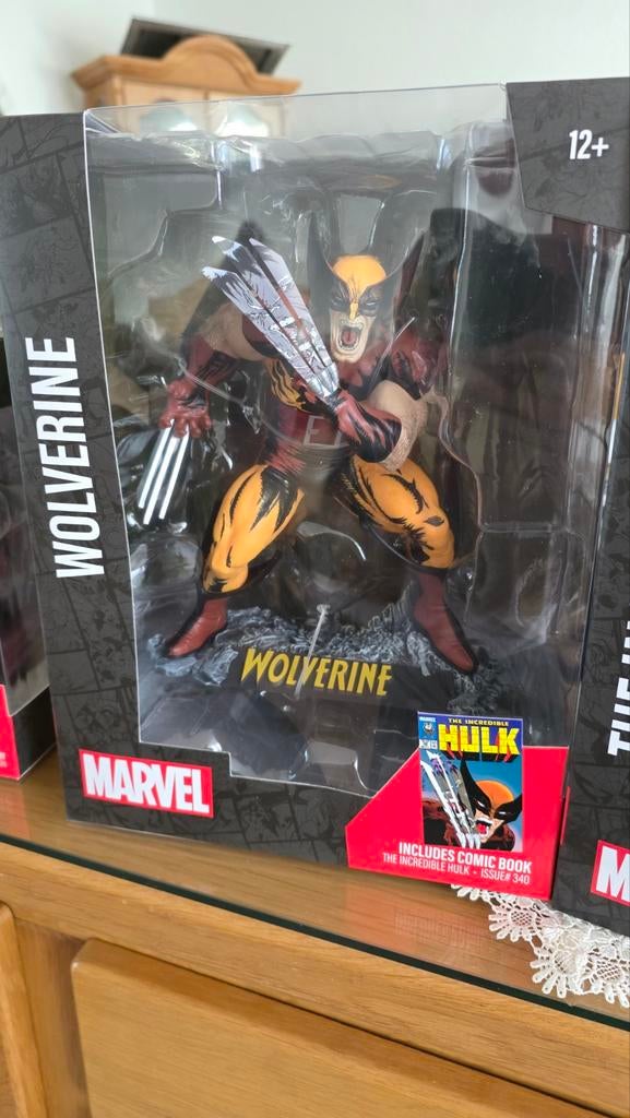 Wolverine 1:6 McFarlane Toys Statue + Incredible Hulk #340, Ophalen of Verzenden