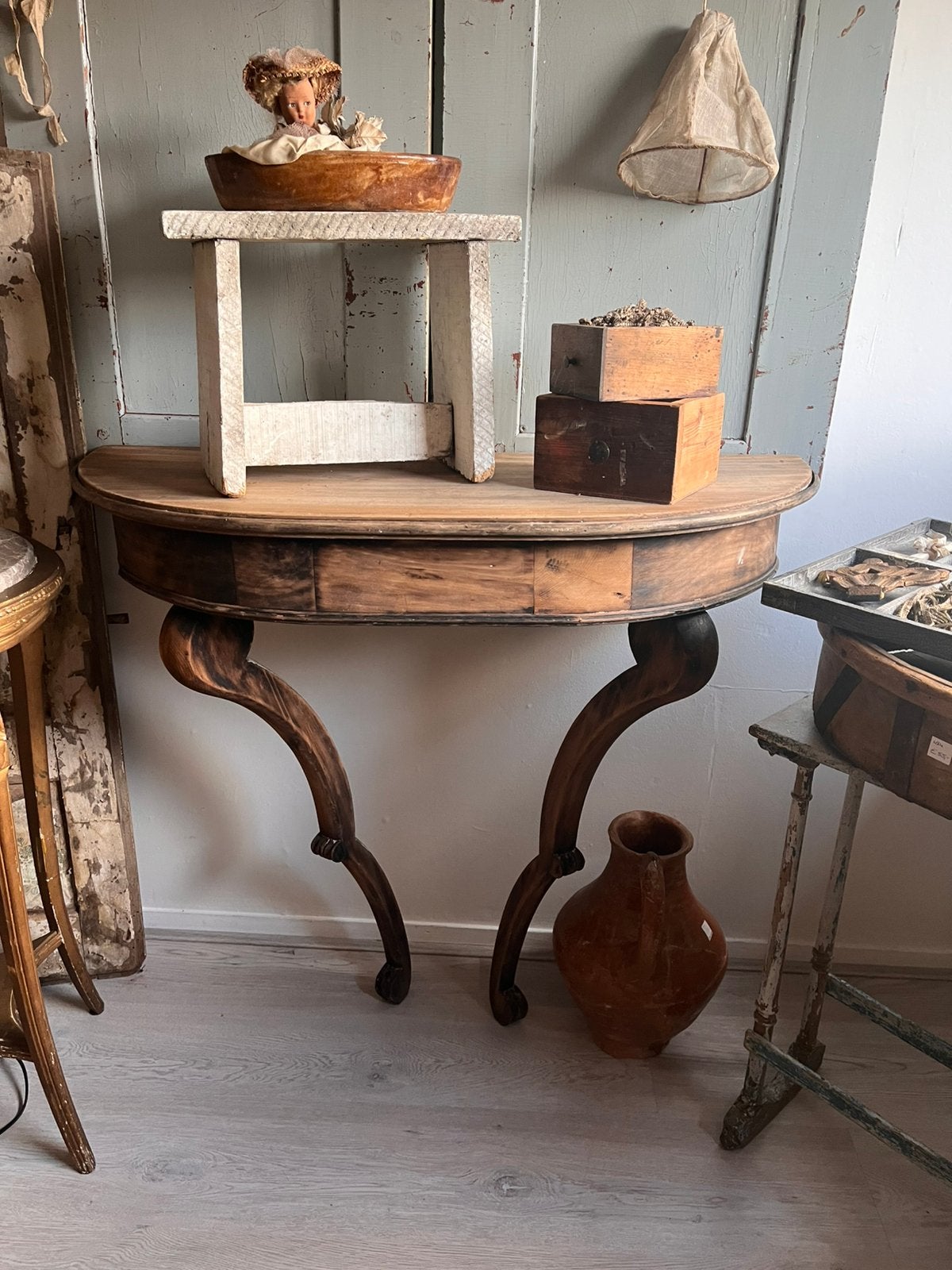 Oude Franse console tafel **het geruite roosje**, Ophalen