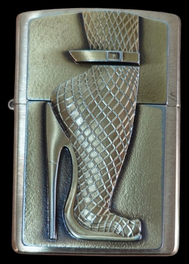 Zippo Golden High nieuw in doos, Ophalen of Verzenden, Nieuw, Aansteker