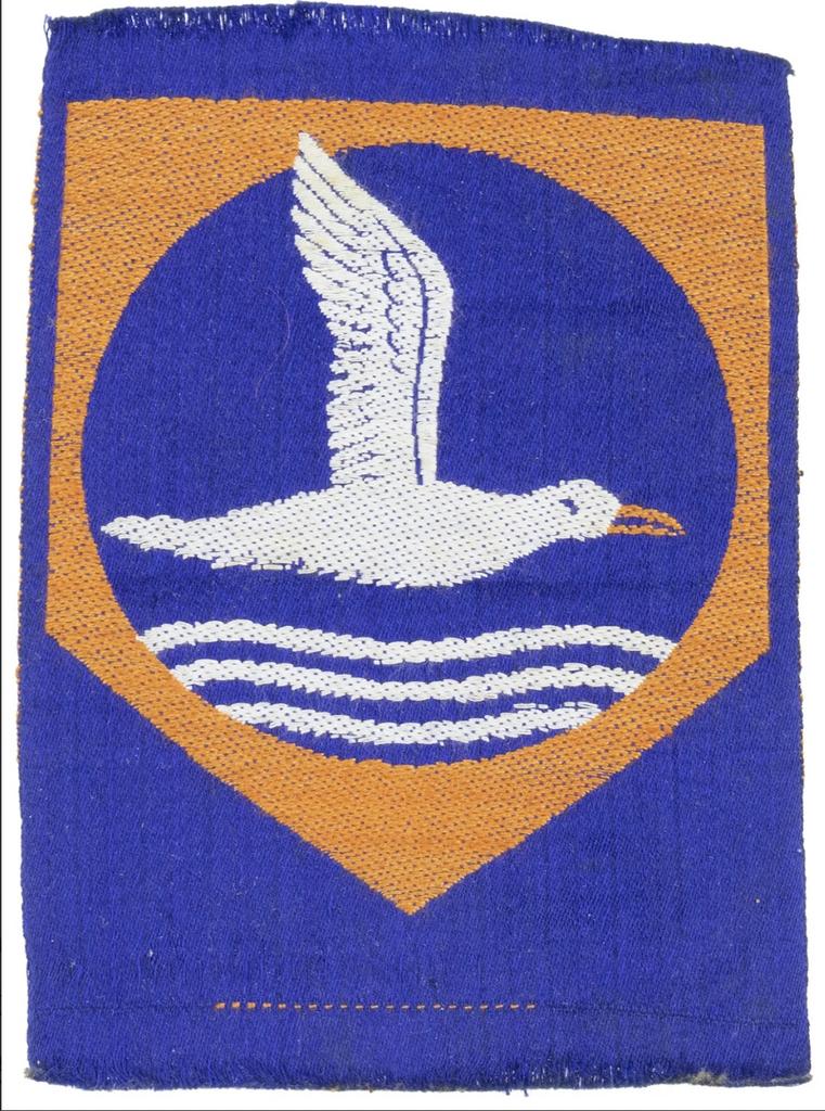Te koop gevraagd: Jeugdstorm embleem, Verzamelen, Ophalen of Verzenden, Nederland, Embleem of Badge