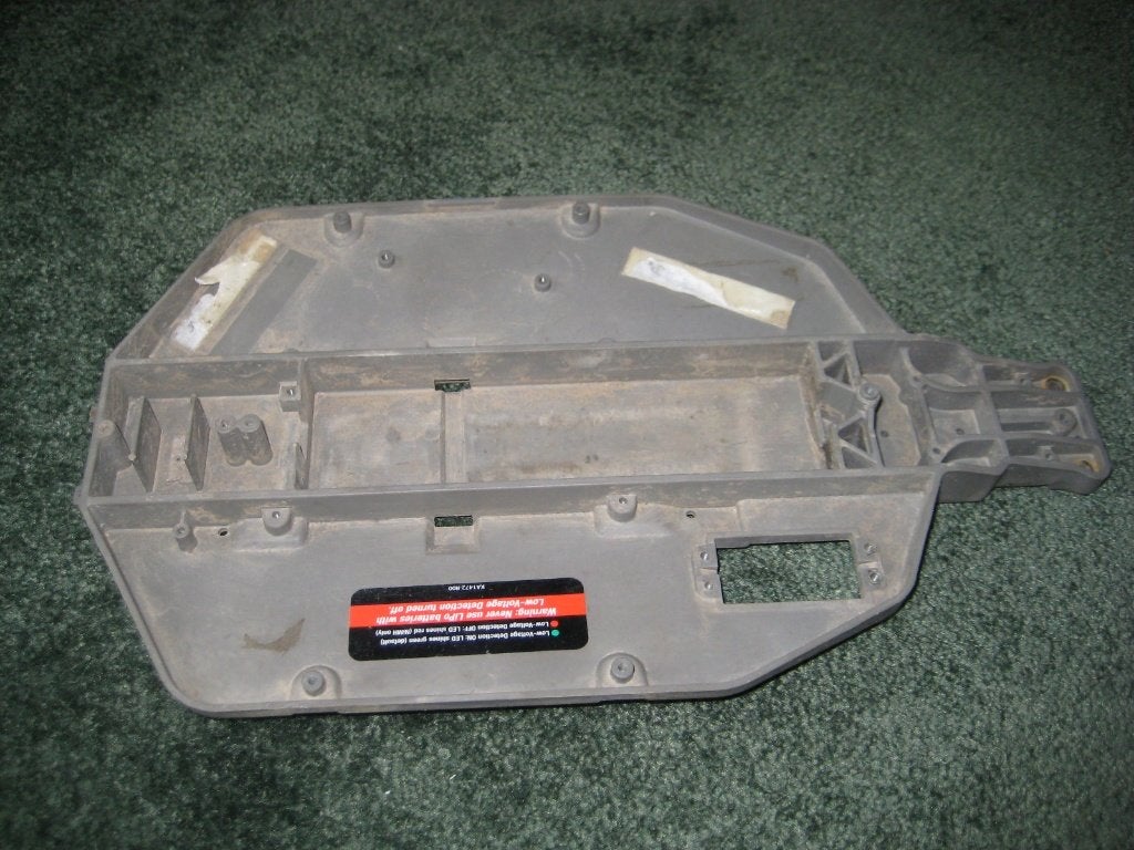 Te Koop-Traxxas 2wd chassis, Hobby en Vrije tijd, Ophalen of Verzenden, Gebruikt, Overige schalen, Auto offroad