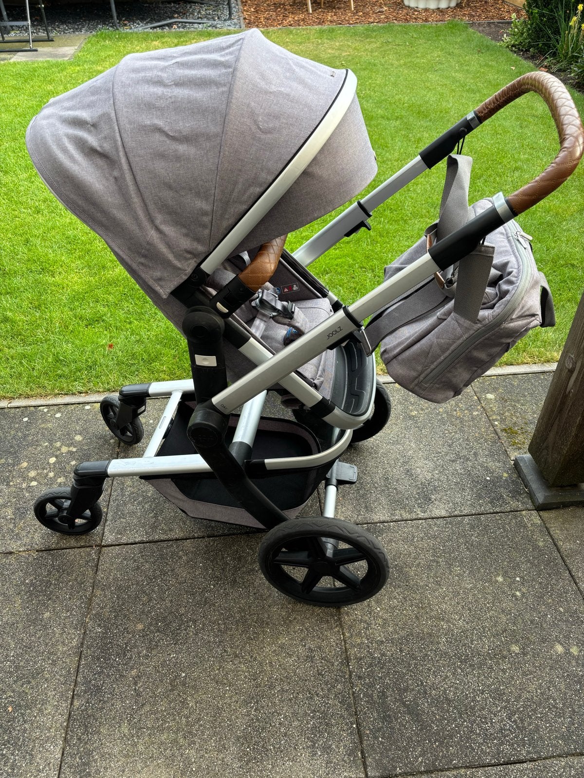 Joolz day+ kinderwagen met diverse accesoires, Zo goed als nieuw, Verstelbare duwstang, Ophalen, Kinderwagen