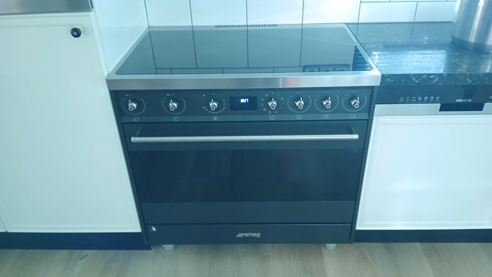 Fornuis met inductie. Zwart met chrome details, Ophalen, Gebruikt, Hete lucht, 60 cm of meer