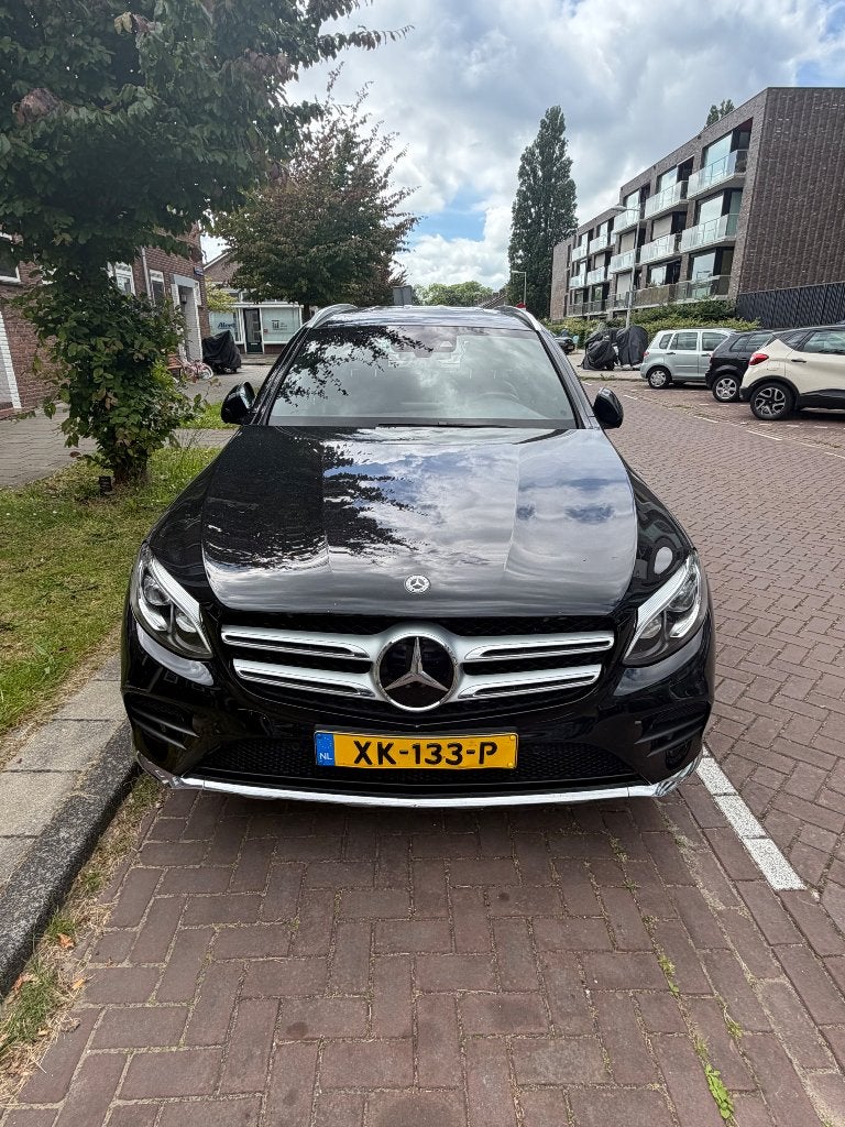 Mercedes-Benz GLC 250 211pk 4MATIC 9G-TRONIC 2019 Zwart, Auto's, Automaat, Adaptive Cruise Control, 4 cilinders, Zwart