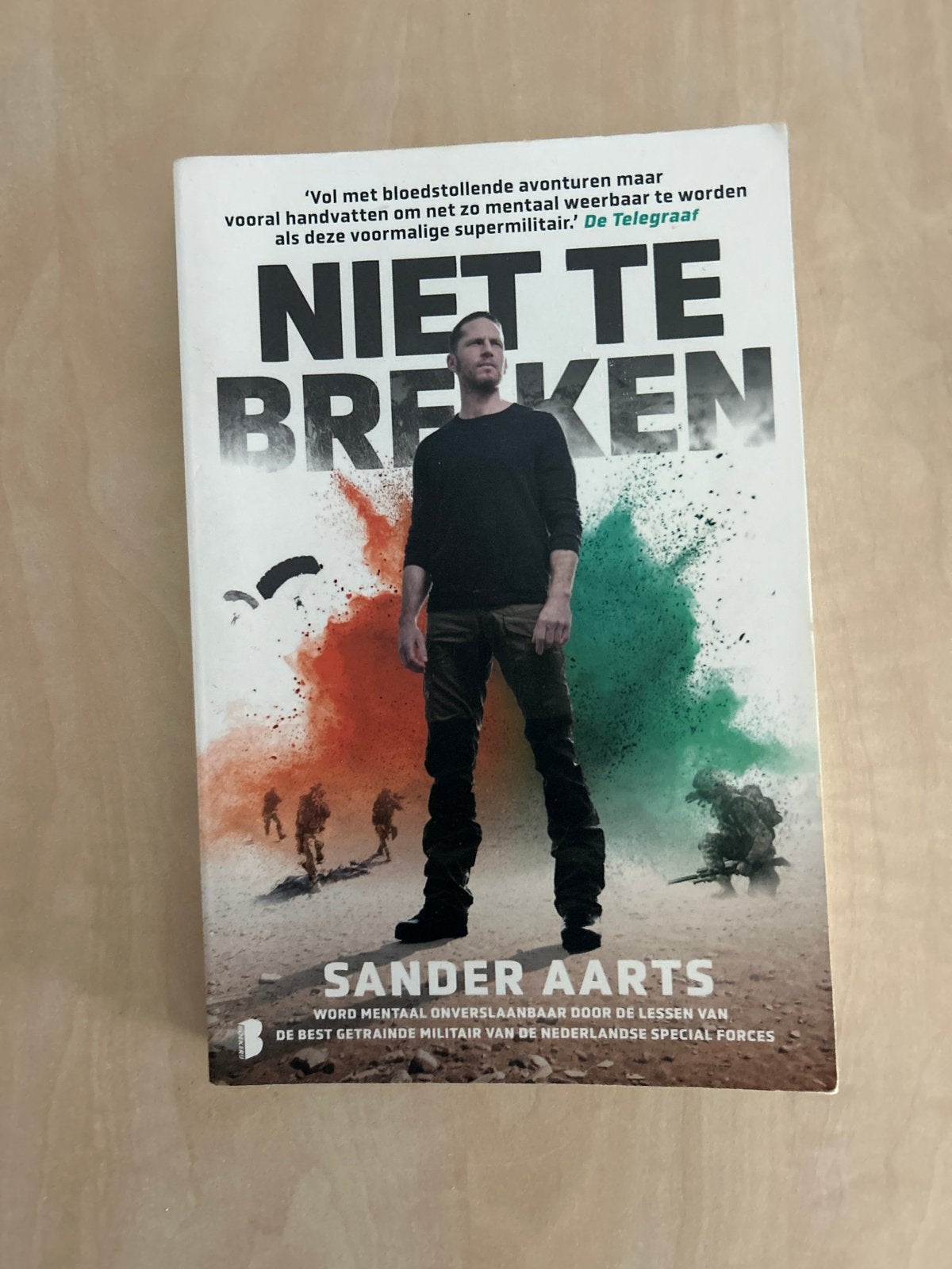 Niet Te Breken - Sander Aarts (Boek), Ophalen of Verzenden, Gelezen