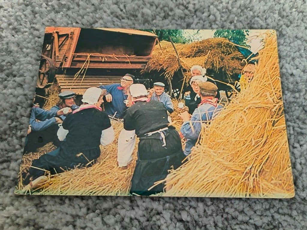 Kaart Bredevoort oud achterhoekse marktdagen(17), Verzamelen, Ophalen of Verzenden, 1980 tot heden, Ongelopen, Klederdracht