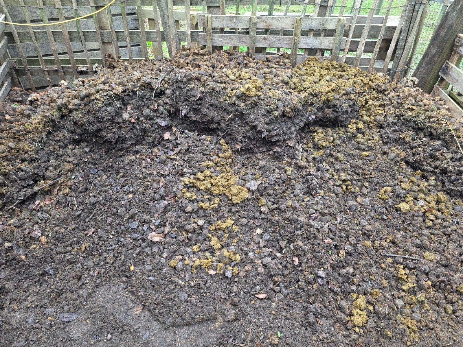 pure paardenmest, Ophalen, Mest