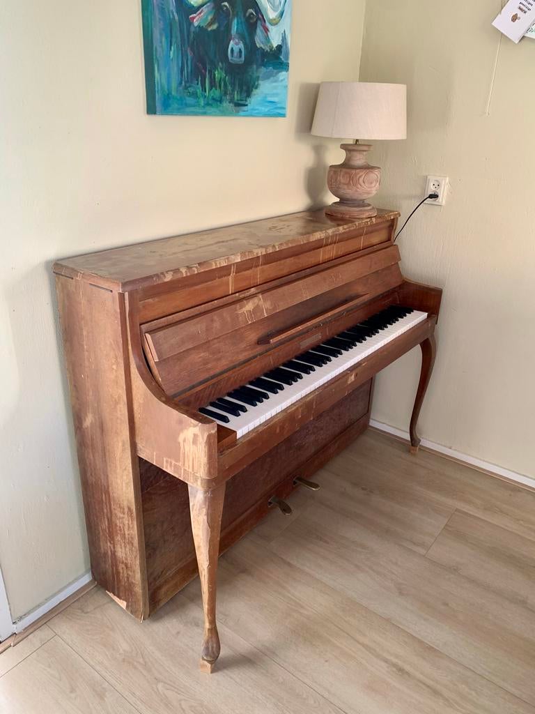 Mooie Rippen piano jaren '40-'50 - Opknapper, Muziek en Instrumenten, Piano's, Gebruikt, Piano, Bruin, Ophalen