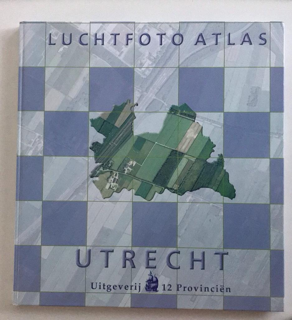 Luchtfoto atlas van Utrecht ( prov.) uitg. 12 provinciën, Boeken, Atlassen en Landkaarten, Overige atlassen, Nieuw, Ophalen of Verzenden