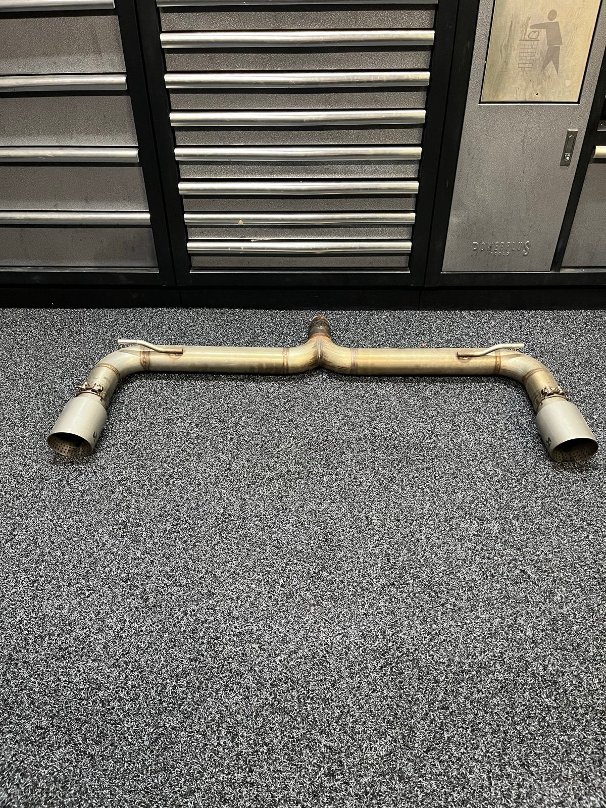 Golf 7 gti / gte uitlaat demper met akrapovic sierstukken, Ophalen of Verzenden, Gebruikt, Volkswagen