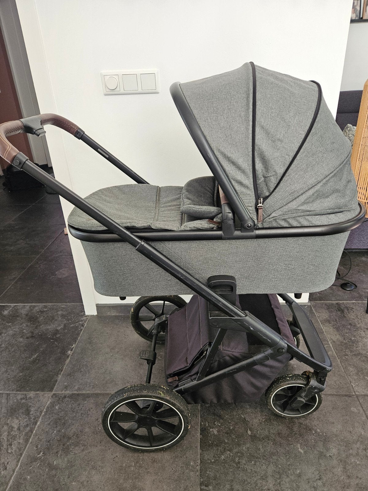 Qute kinderwagen inclusief accessoires, Gebruikt, Met reiswieg, Ophalen, Kinderwagen