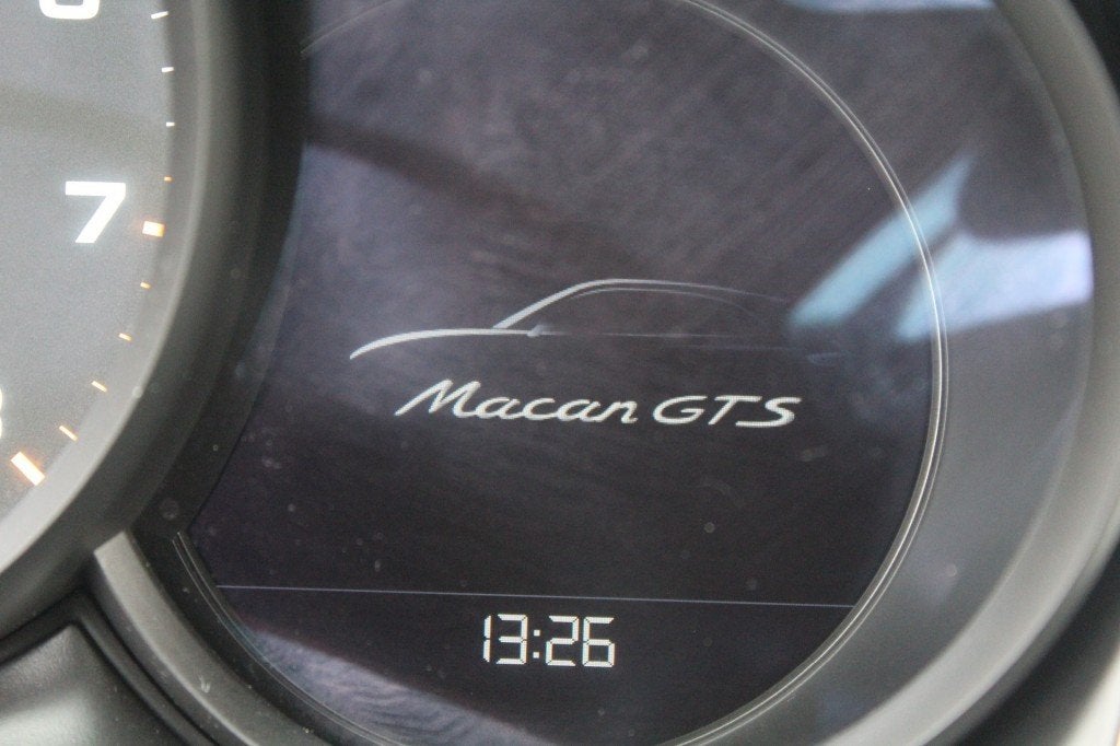 Foto 27 van Porsche MACAN 3.0 GTS Sport Chrono /Leer/ Sportuitlaat/ Trek