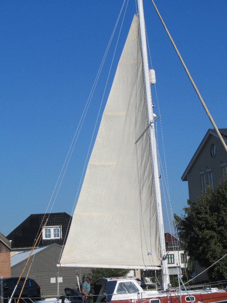 grootzeil VL 980 OL 375 ecru dacron smalle banen, Watersport en Boten, Ophalen, 6 meter of meer, Grootzeil, 15 tot 30 m²