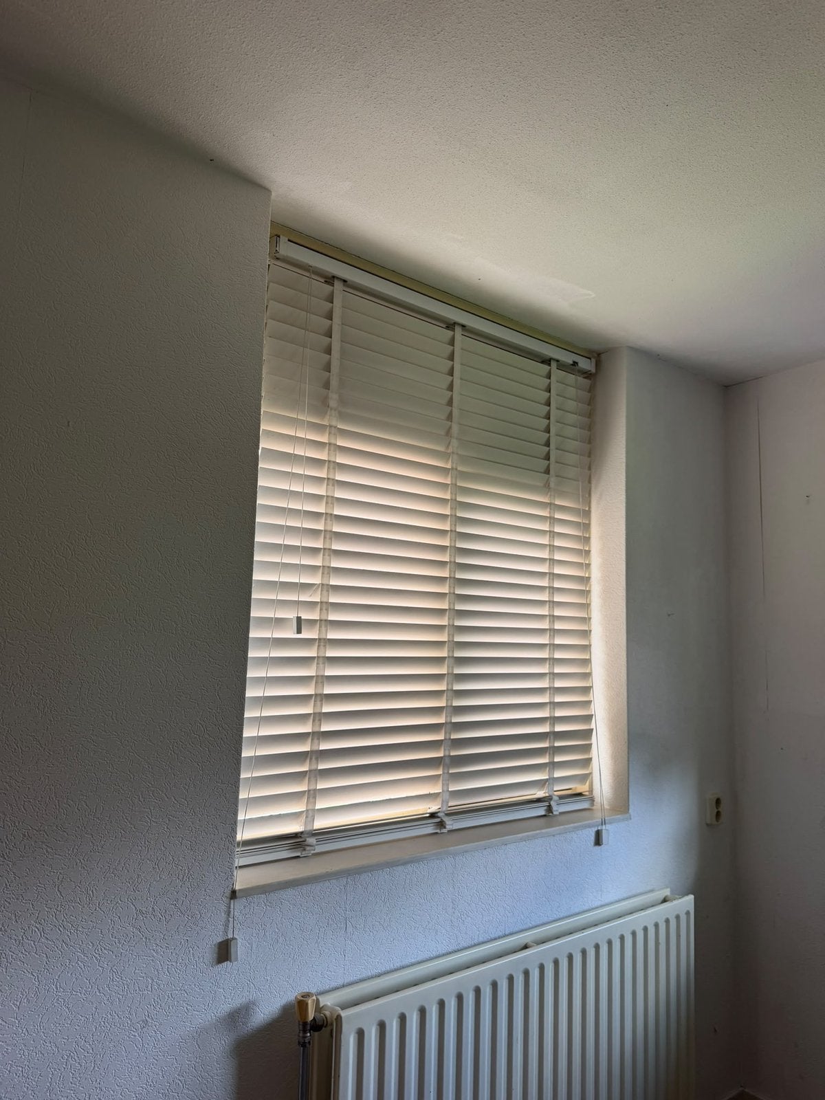 Witte jaloezieen 7 st 60x170.   2 st 120x155, Ophalen of Verzenden, Zo goed als nieuw