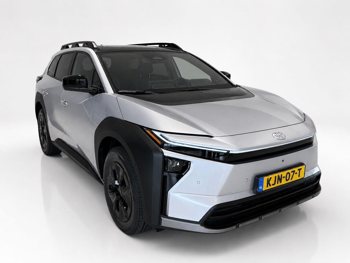 Toyota bZ4X Touring Executive AWD 75 kWh *DEMO* (bj 2026), Automaat, 204 min, 24 min, Vierwielaandrijving
