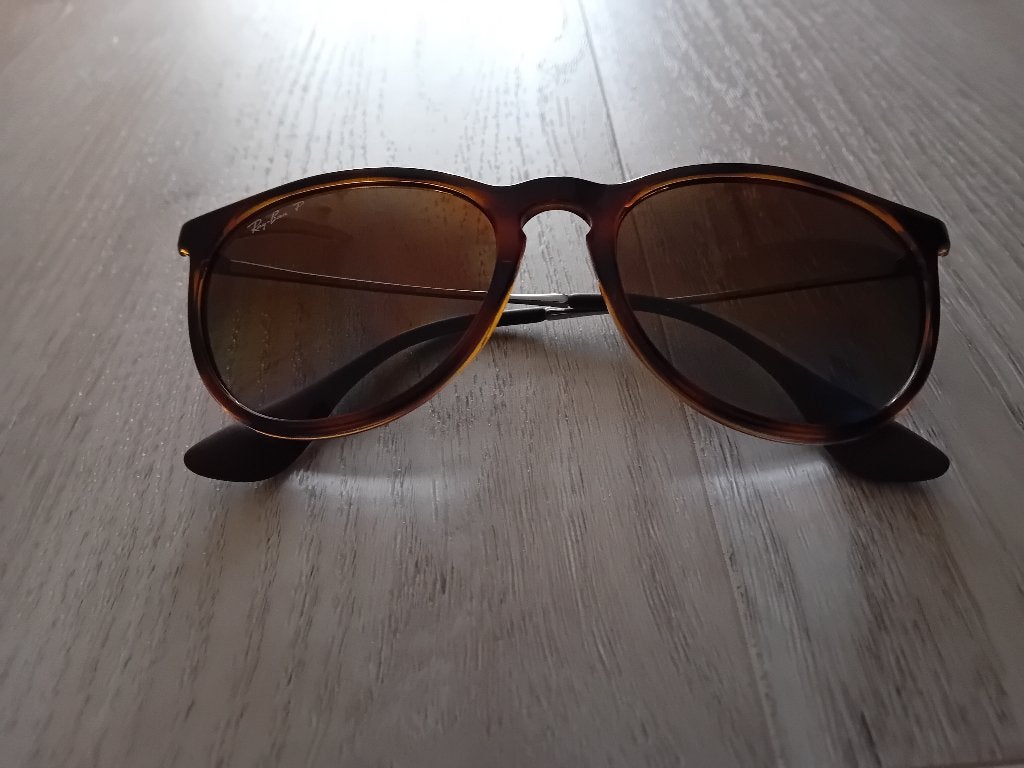 Ray-Ban zonnebril, Sieraden, Tassen en Uiterlijk, Zonnebrillen en Brillen | Dames, Ophalen, Zo goed als nieuw, Ray-Ban
