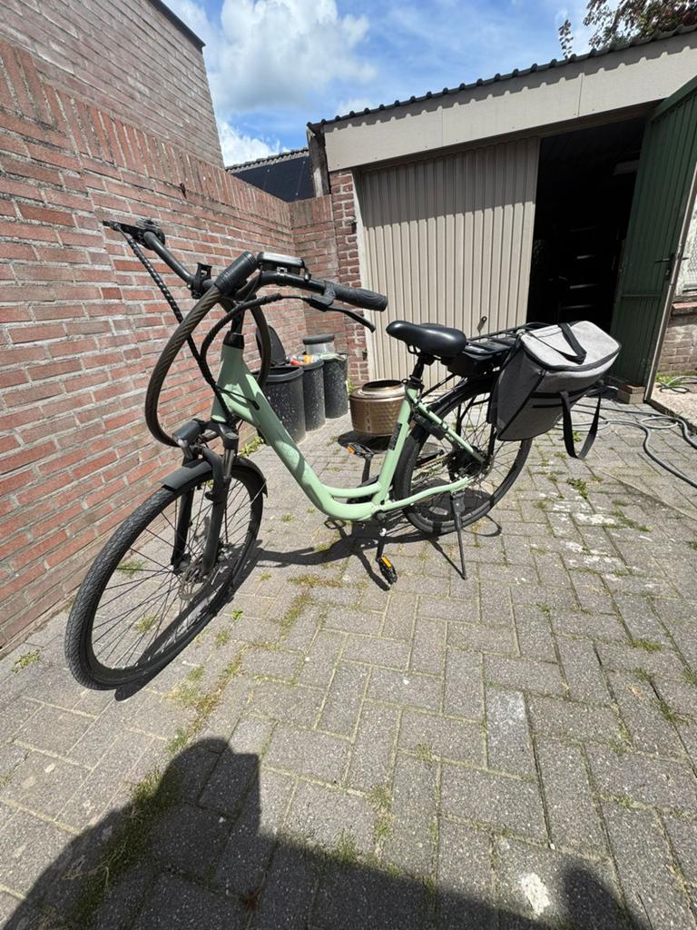 Cecotec elektrische fiets mintgroen, Fietsen en Brommers, Elektrische fietsen, Ophalen, Gebruikt, 30 tot 50 km per accu, Overige merken
