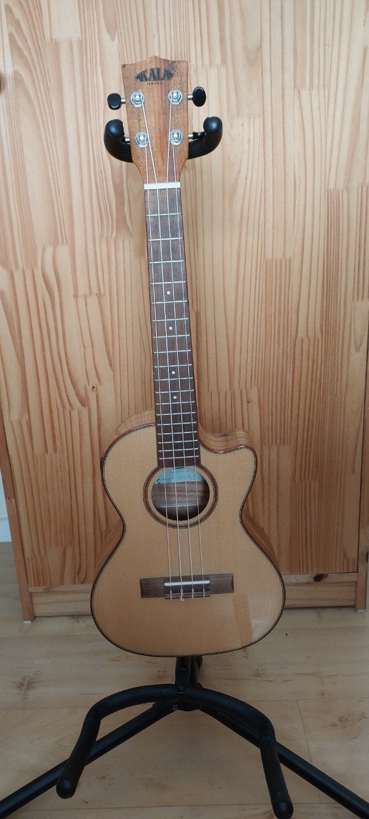Kala Ukelele met koffer - Zo goed als nieuw, Ophalen, Gebruikt, Ukelele