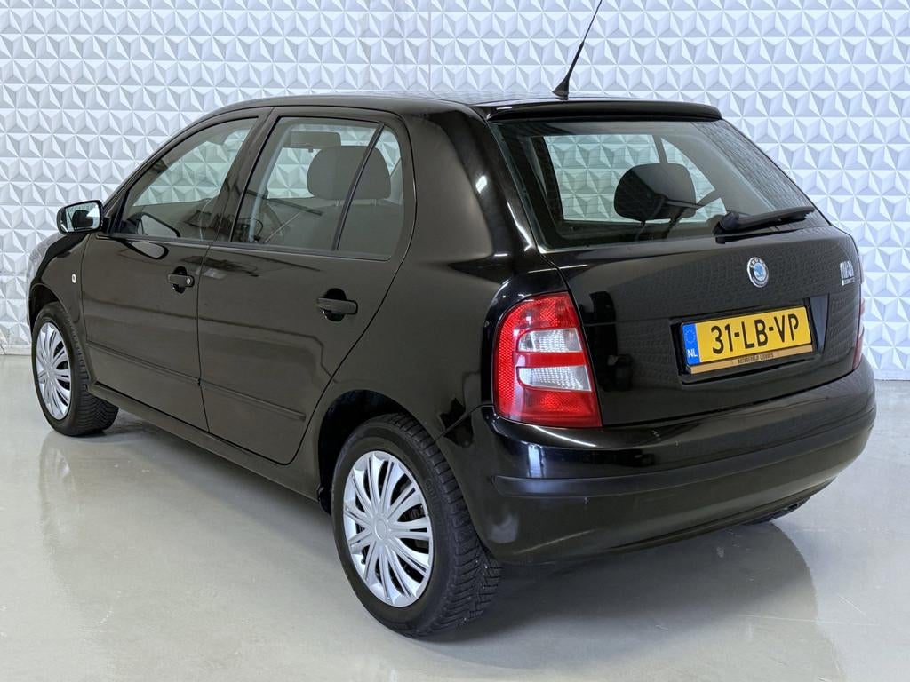 Skoda Fabia 1.4 Comfort / Cruise Control 5-deurs én APK (20, Voorwielaandrijving, 450 kg, Gebruikt, 4 cilinders