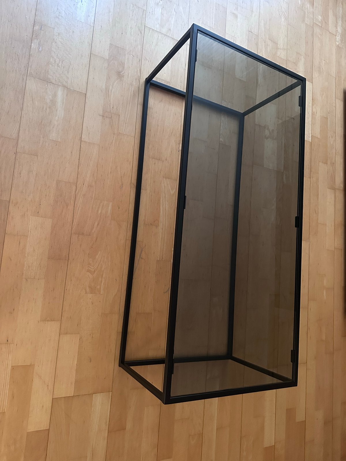 Salontafel Maya met glazen blad - Westwing Collection, Ophalen, 50 tot 100 cm, 100 tot 150 cm, Zo goed als nieuw