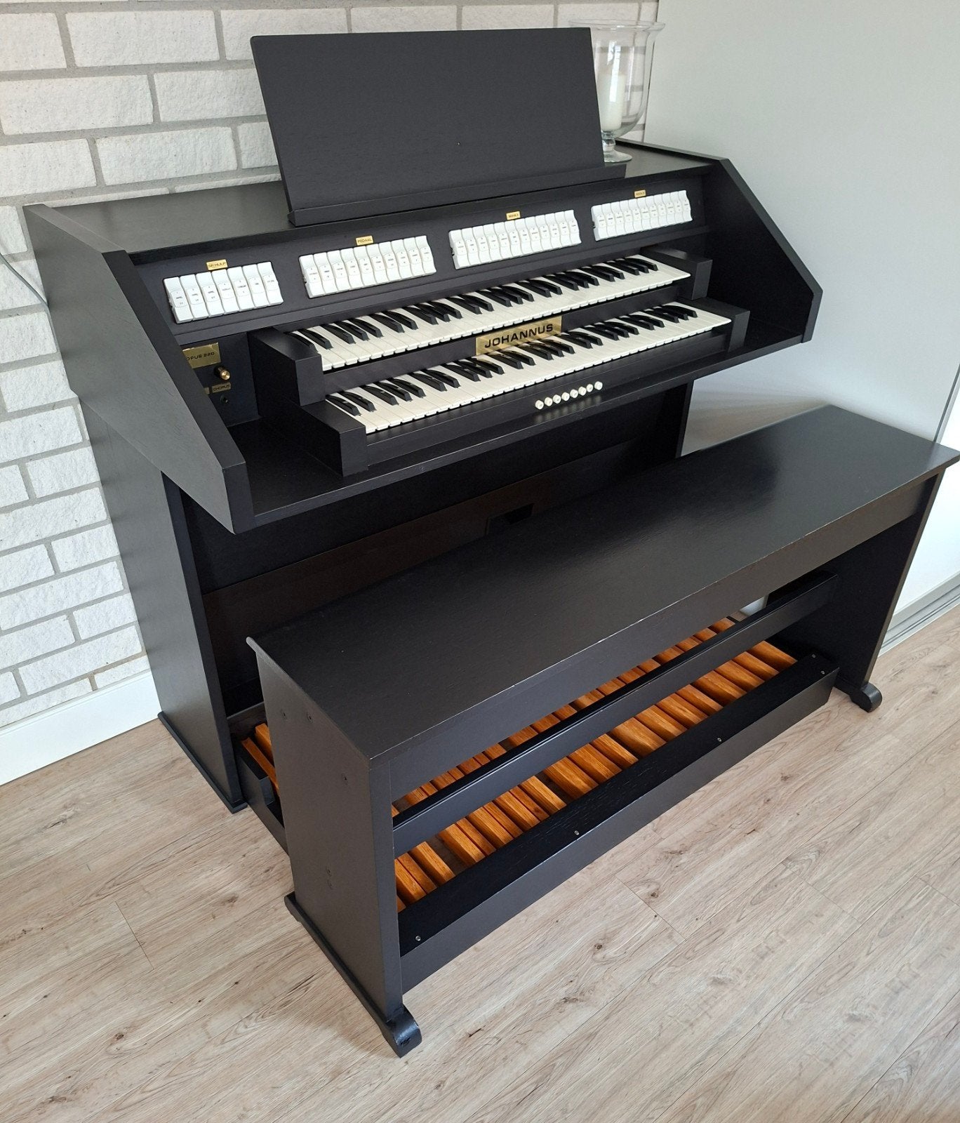 Johannus orgel Opus 220, Muziek en Instrumenten, Orgels, Gebruikt, Orgel, 2 klavieren, Ophalen