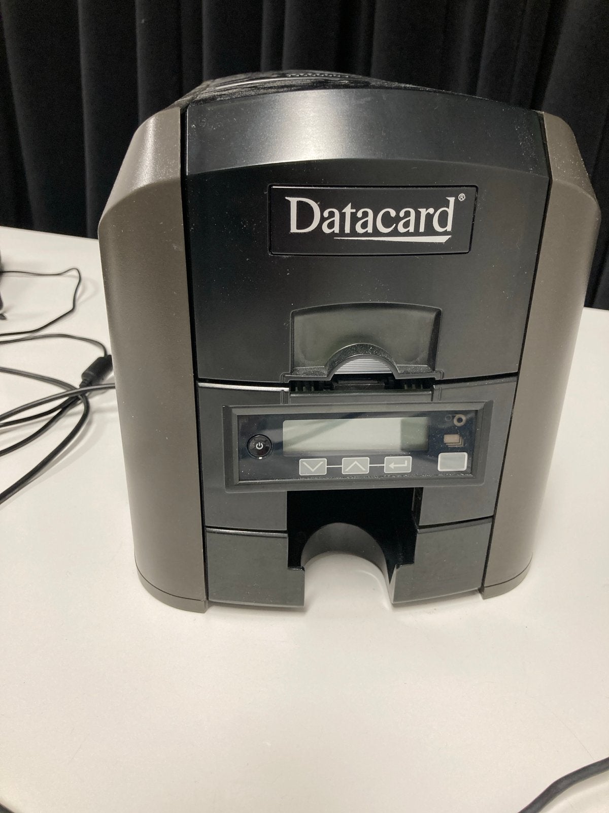 Datacard CD800 Kaartprinter - Zo goed als nieuw, Computers en Software, Ophalen, Zwart-en-wit printen, Gebruikt, Printer